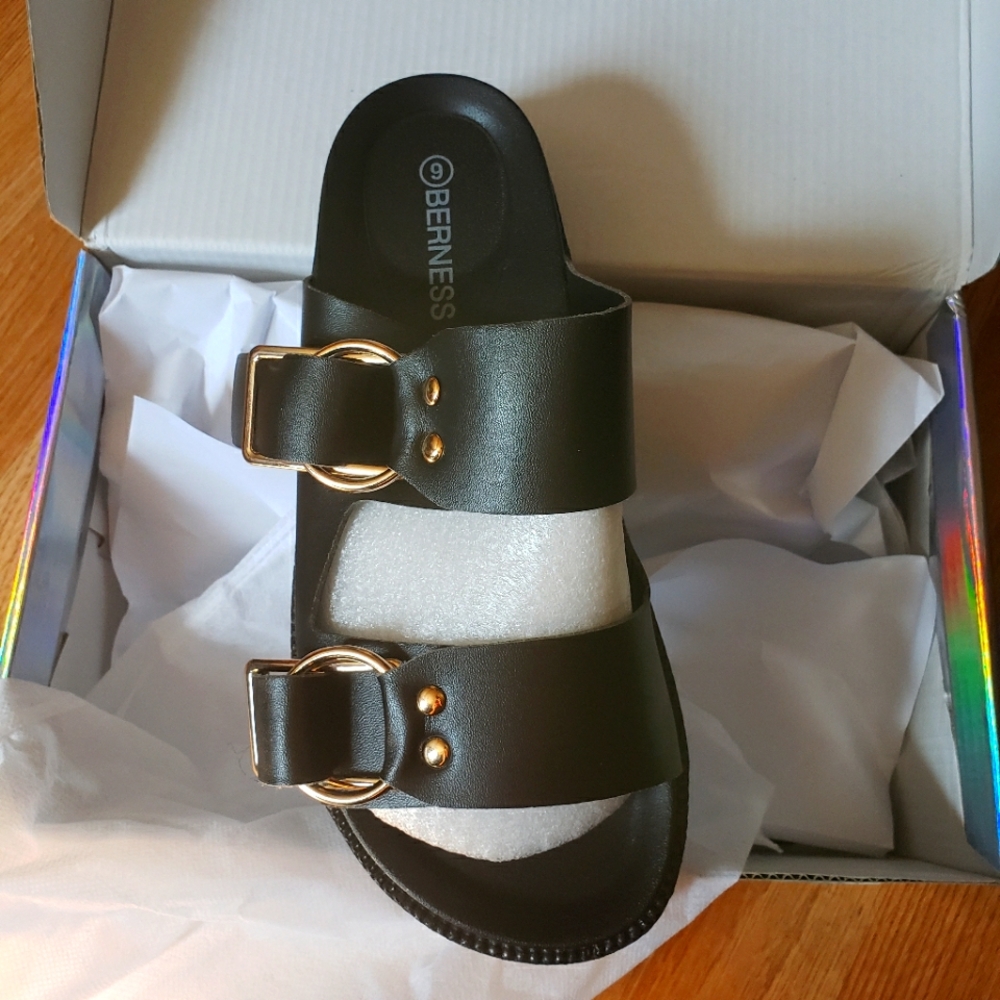 Foxblood Platform Buckle Slides size 6